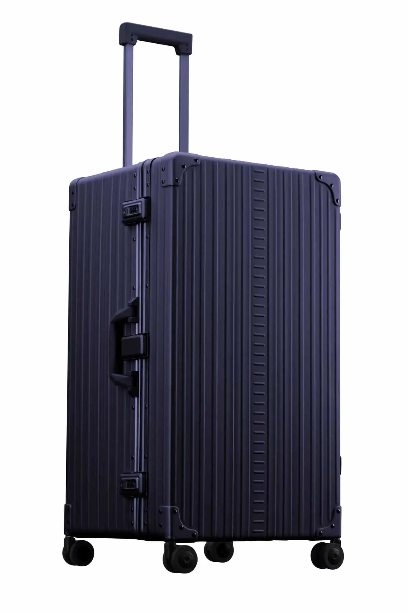 30" International Trunk Checked Aluminum Spinner