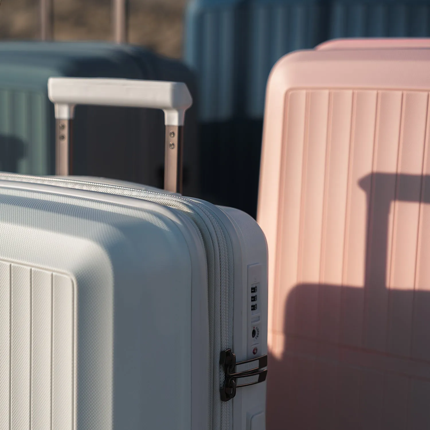 Airlite 26 Inch Luggage