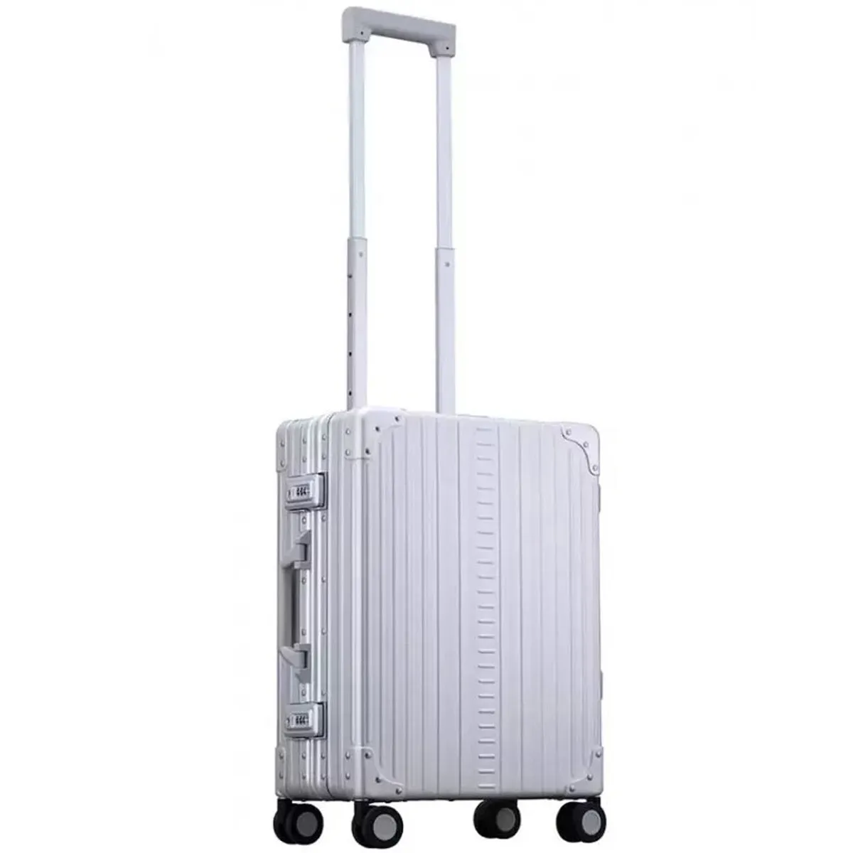 Aleon 21" Aluminum Intl Carry On