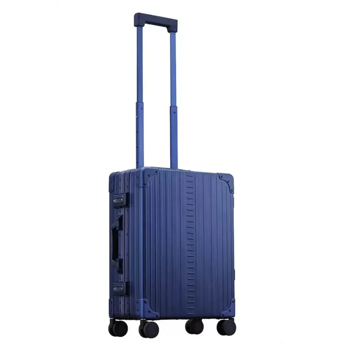 Aleon 21" Aluminum Intl Carry On