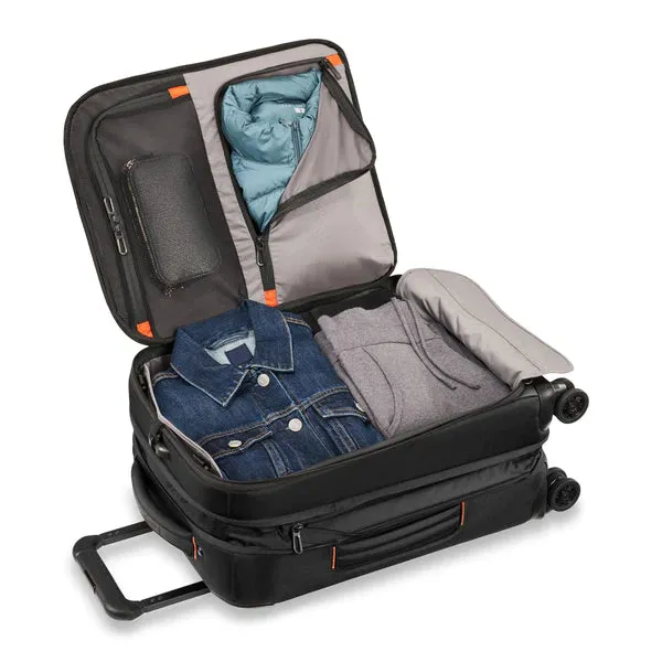 Briggs & Riley ZDX 21” Expandable Spinner