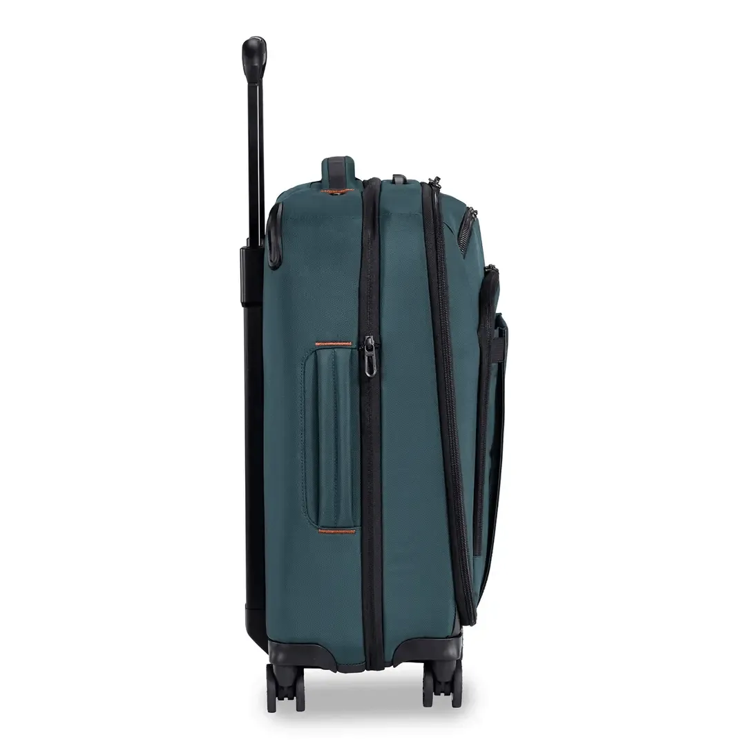 Briggs & Riley ZDX 21” Expandable Spinner