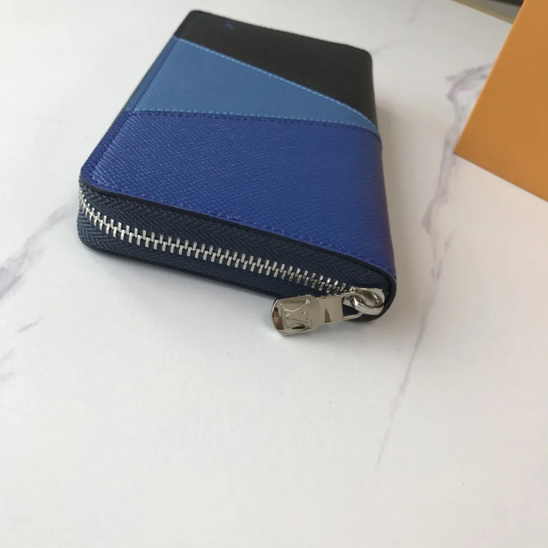 CE - New Wallets LUV 009