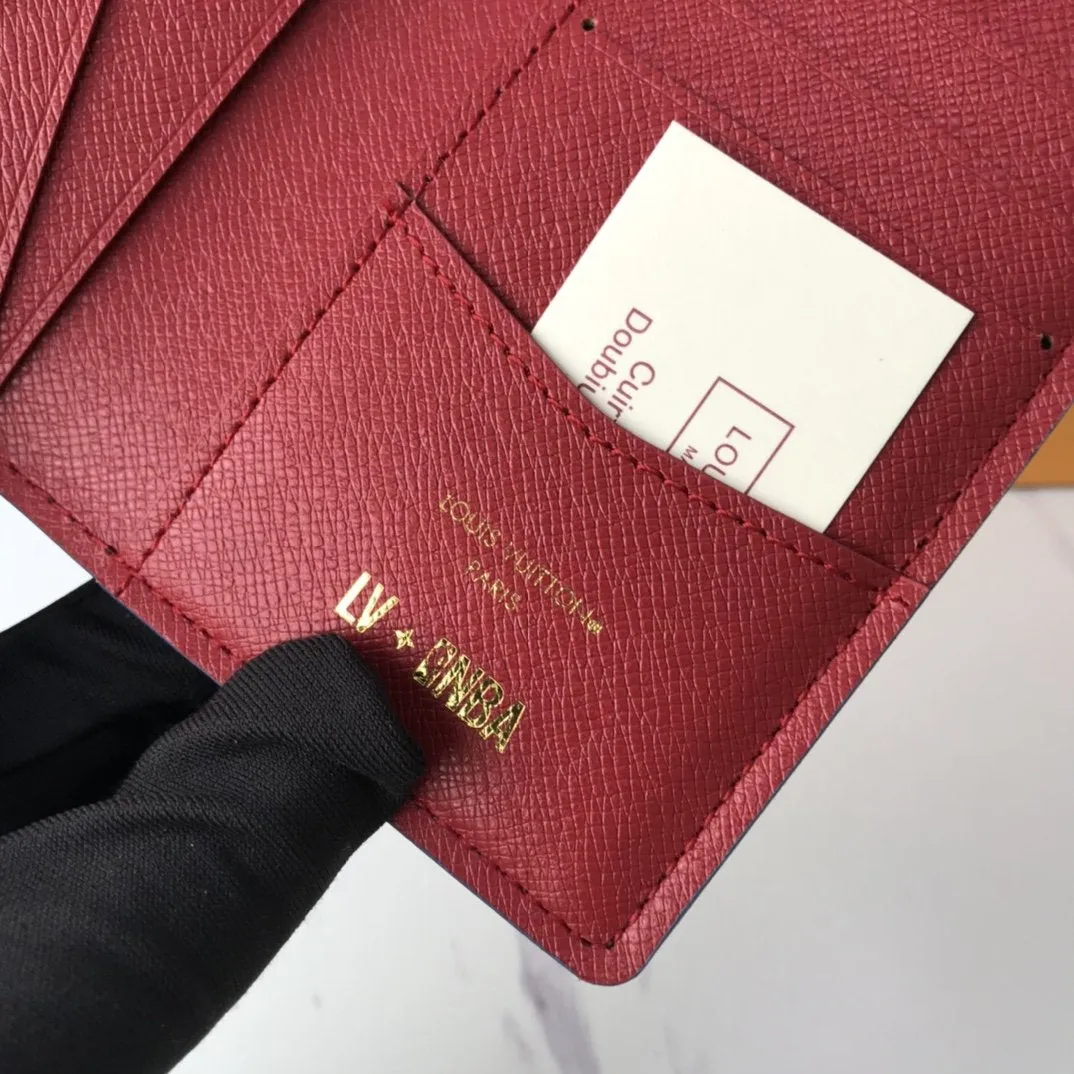 CE - New Wallets LUV 036
