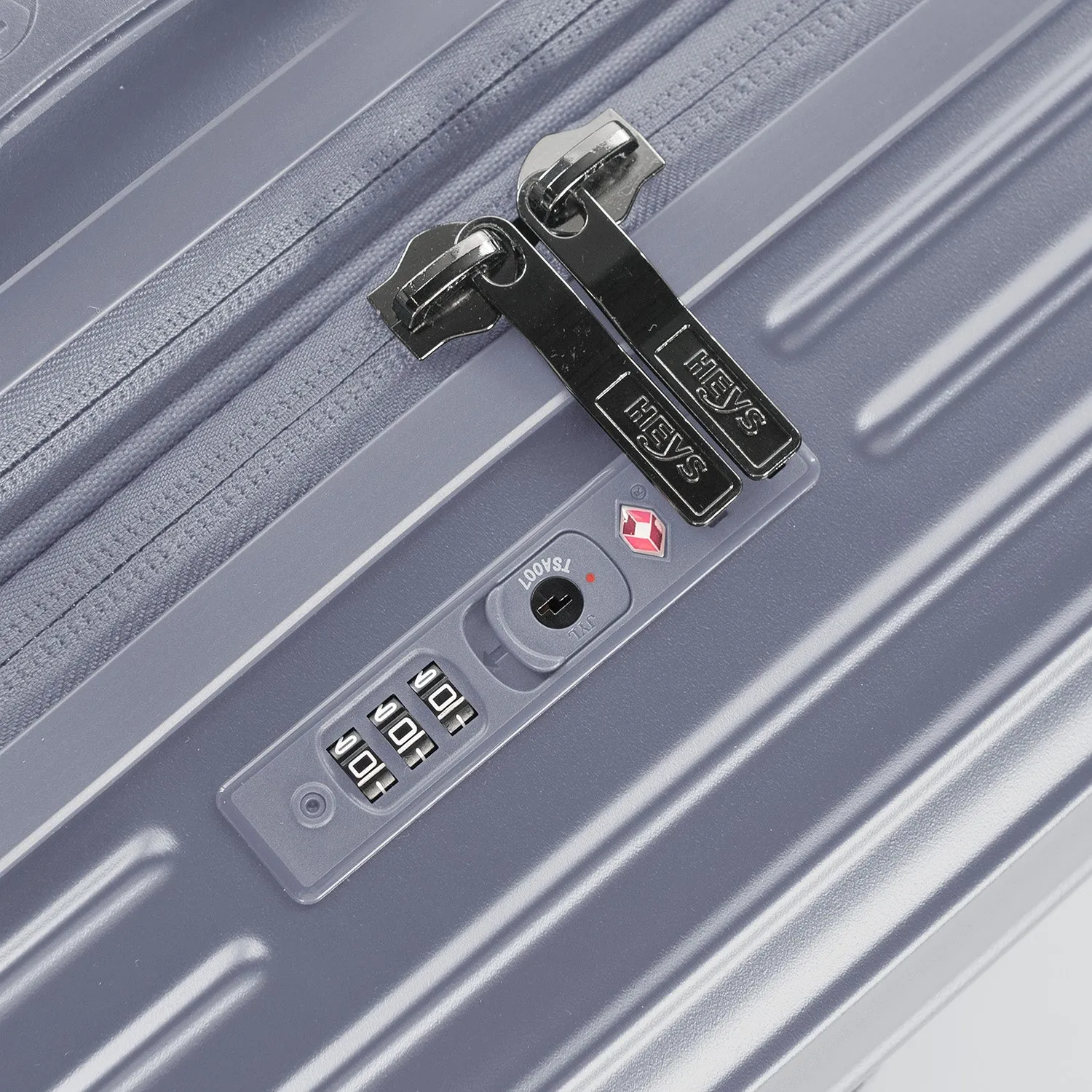 Cruze 26 Inch Luggage