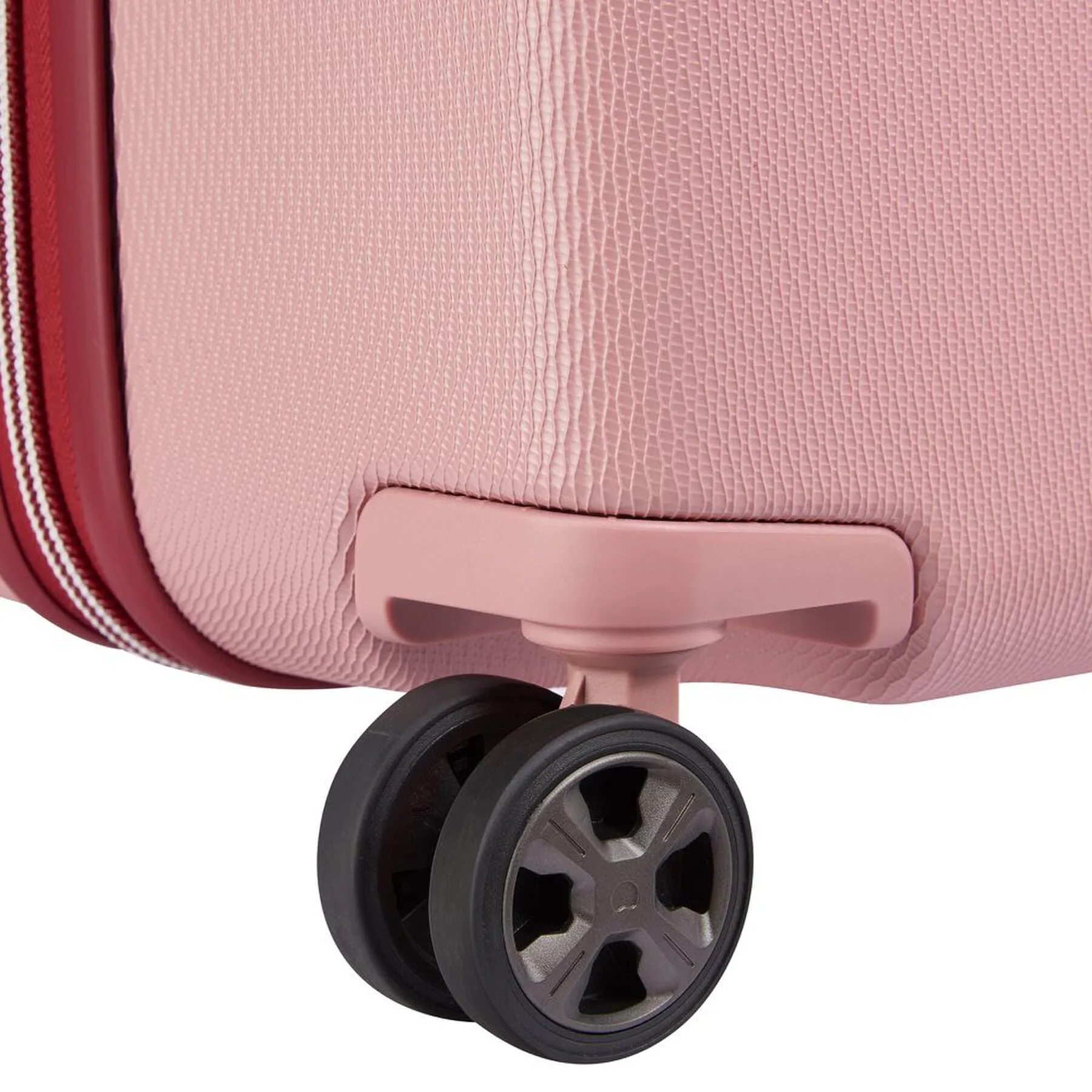 Delsey Chatelet Air 2.0 26" Spinner Trunk