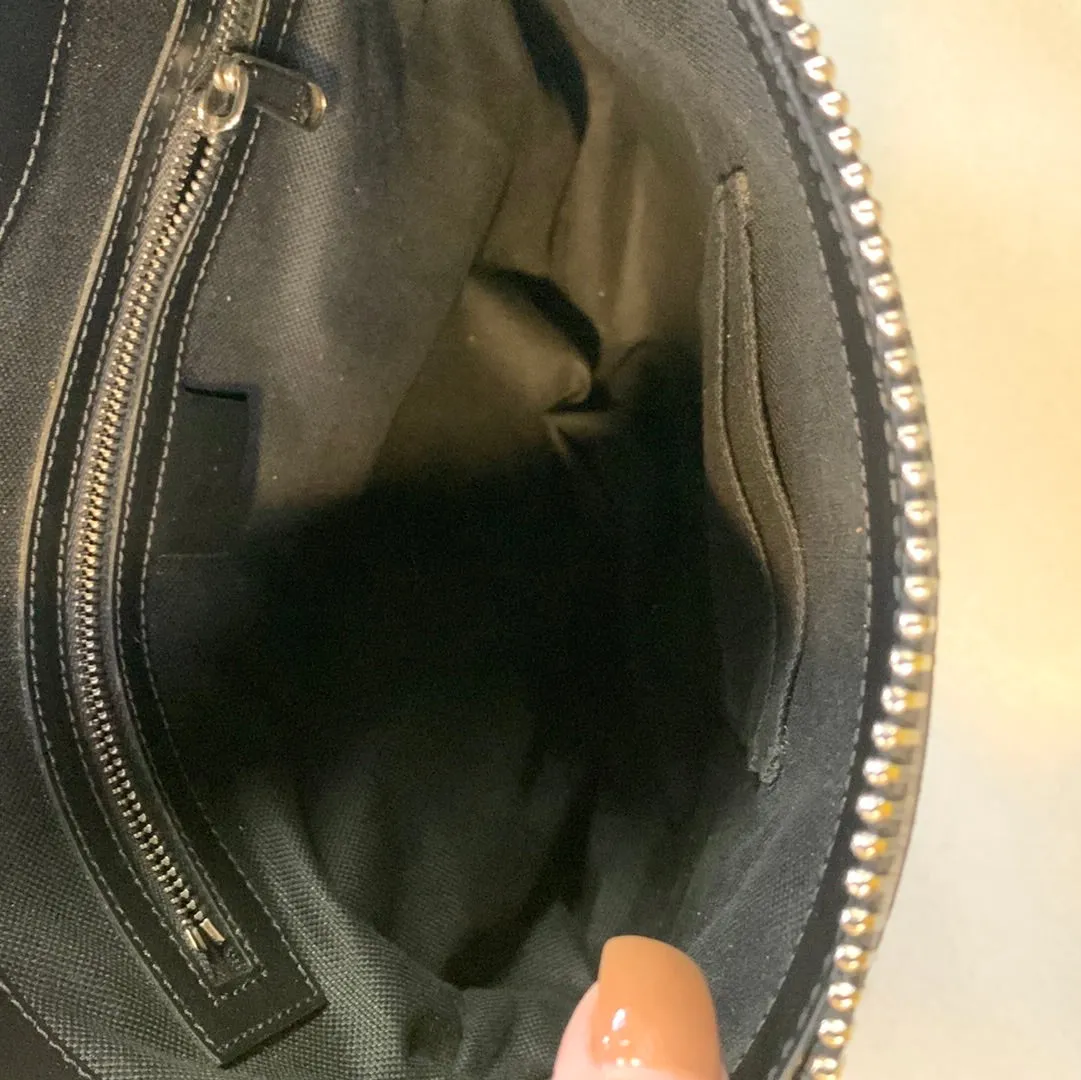 Gucci GG Supreme Messenger Bag