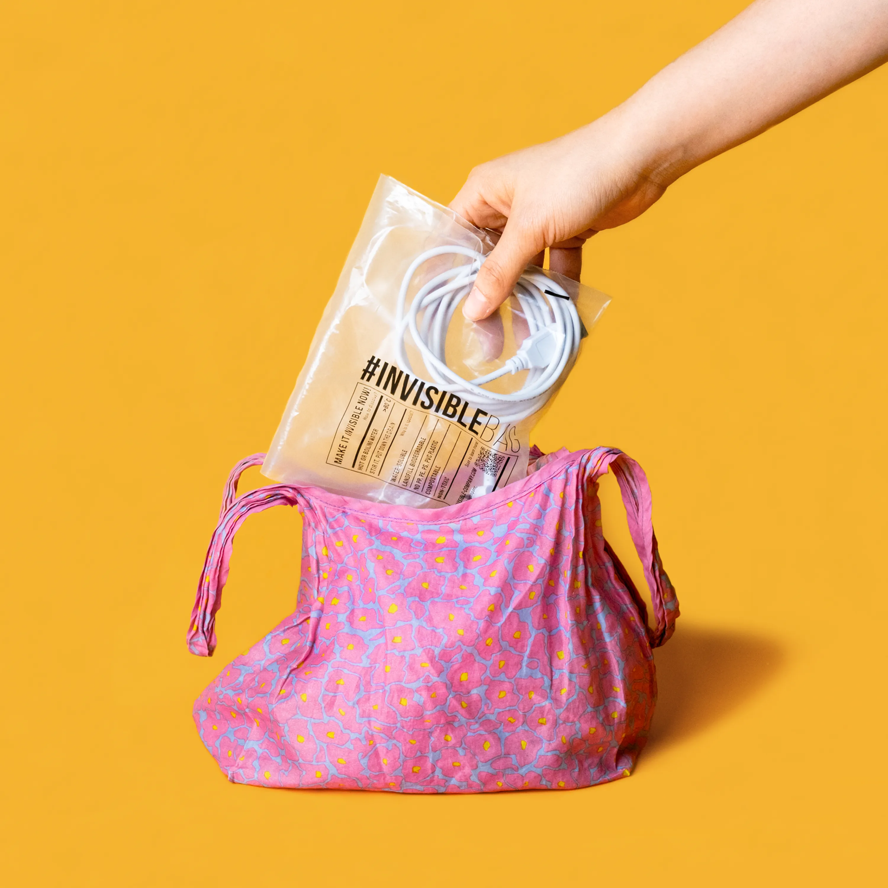 #INVISIBLEBAG Garment Bag
