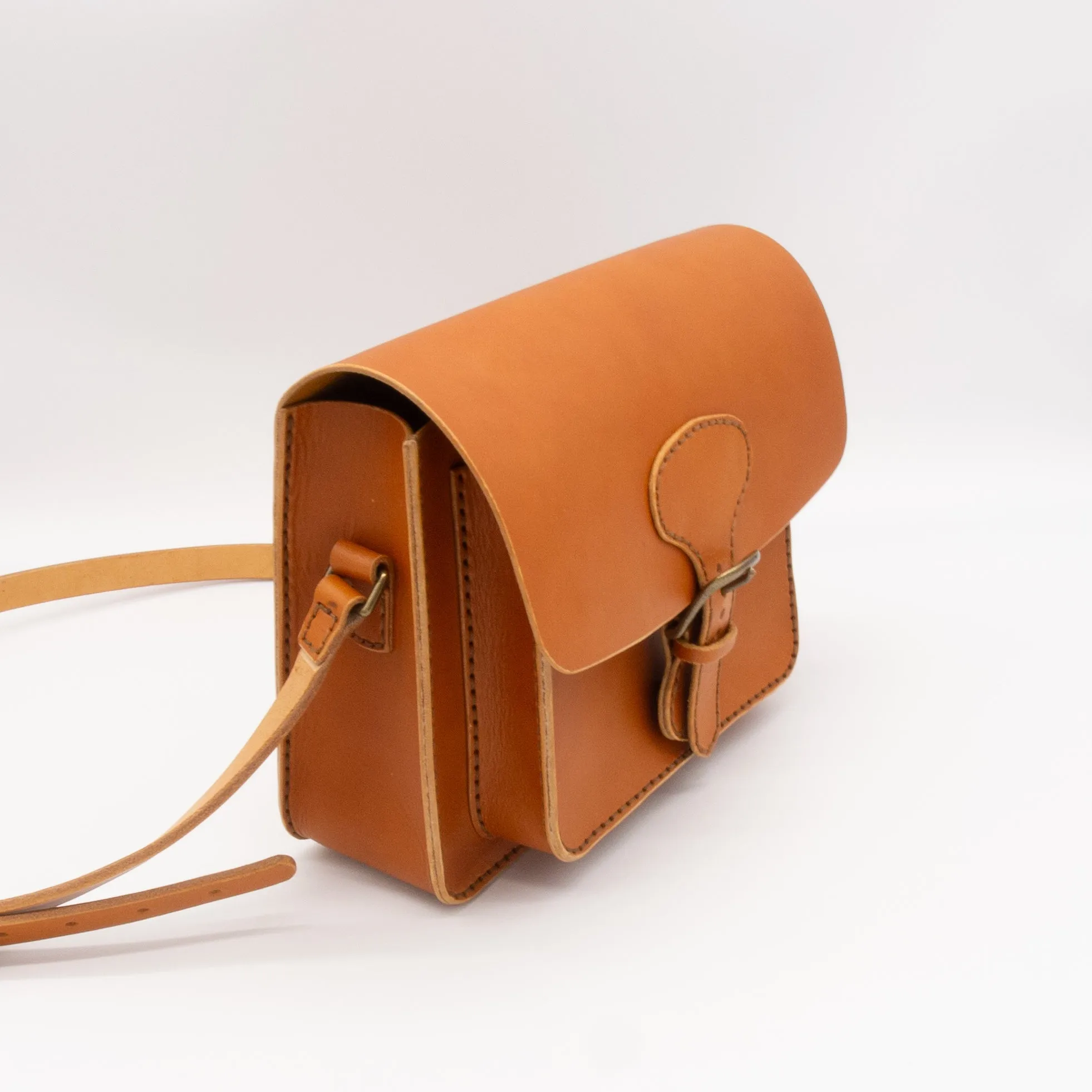 Medium Leather Crossbody Messenger Bag