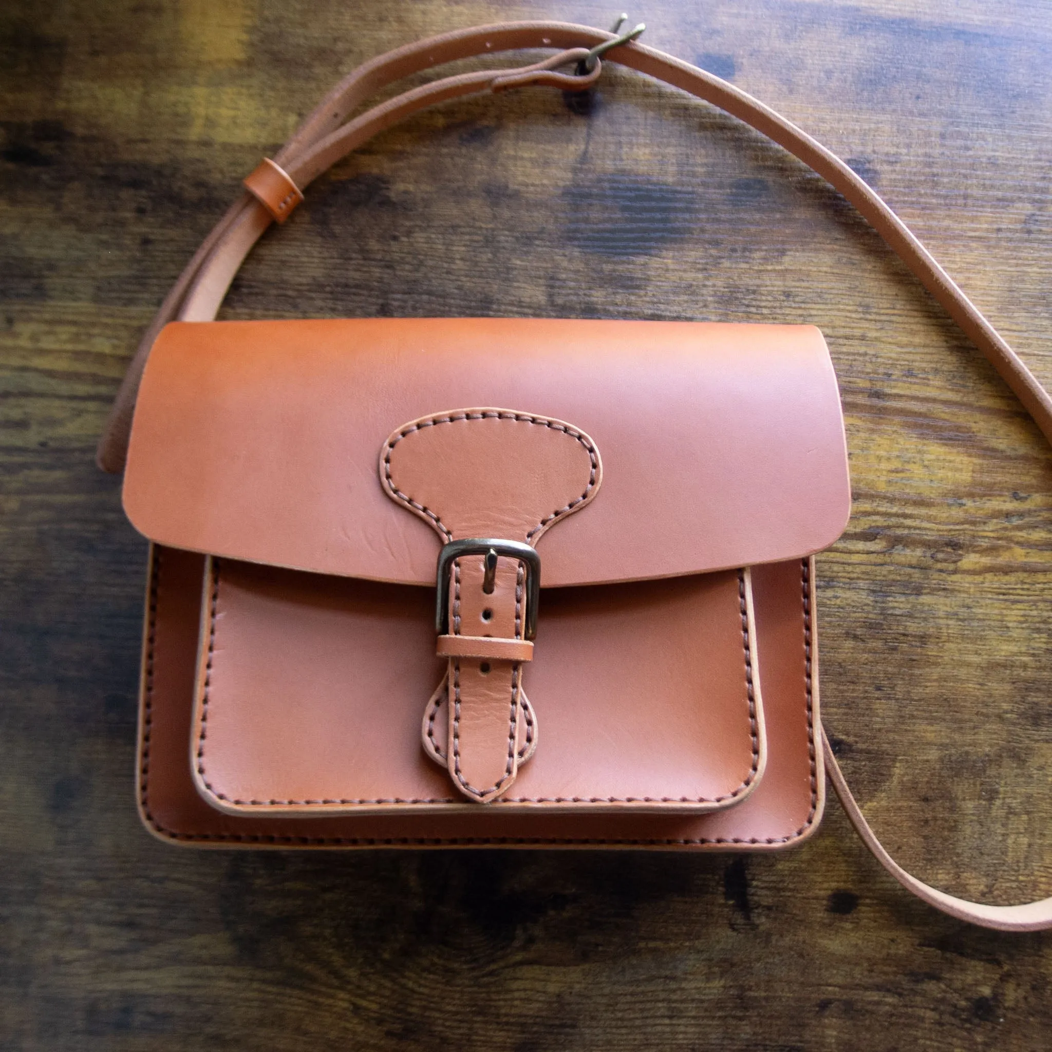 Medium Leather Crossbody Messenger Bag