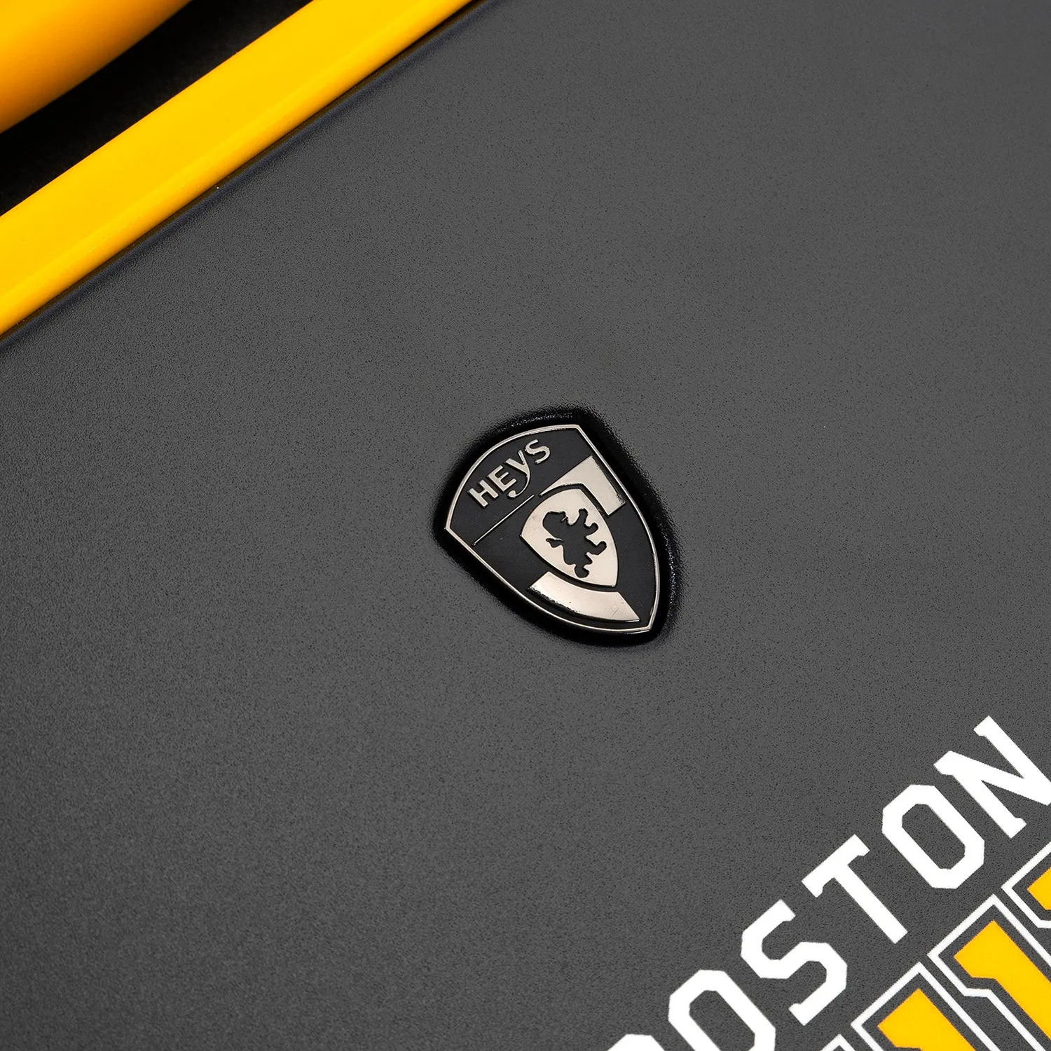 NHL Luggage 21" - Boston Bruins